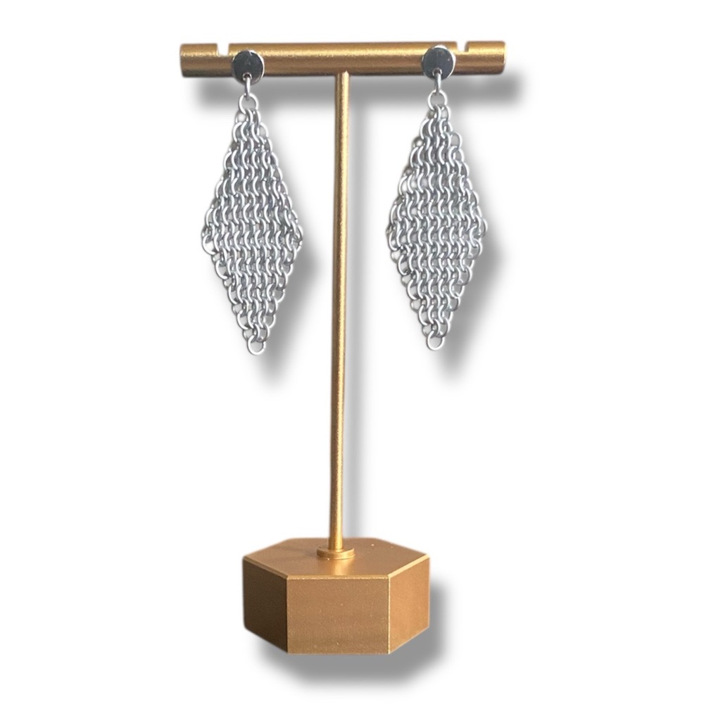 Handmade NWT’s Micro Chainmail Y2K Goth Grunge Medival Silver Dangle Earrings - Picture 2 of 4